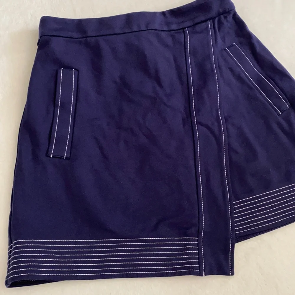 Guess Los Angeles | Faux Wrap Tie Belt Asymmetrical Mini Skirt Blue (S 4-6) - Picture 4 of 15